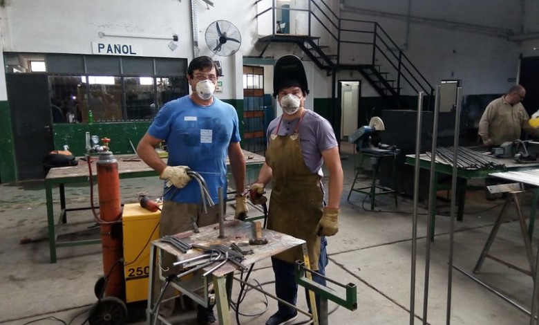 escuelas tecnicas trabajando en la pandemia