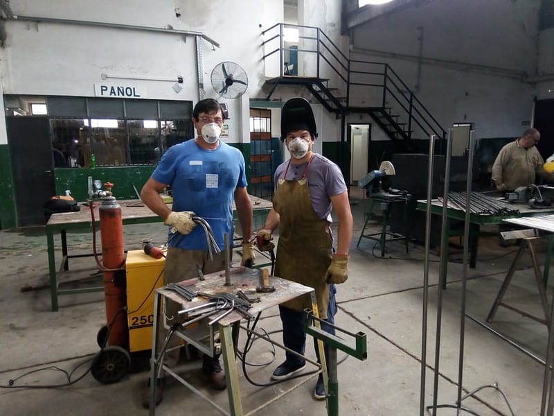 escuelas tecnicas trabajando en la pandemia