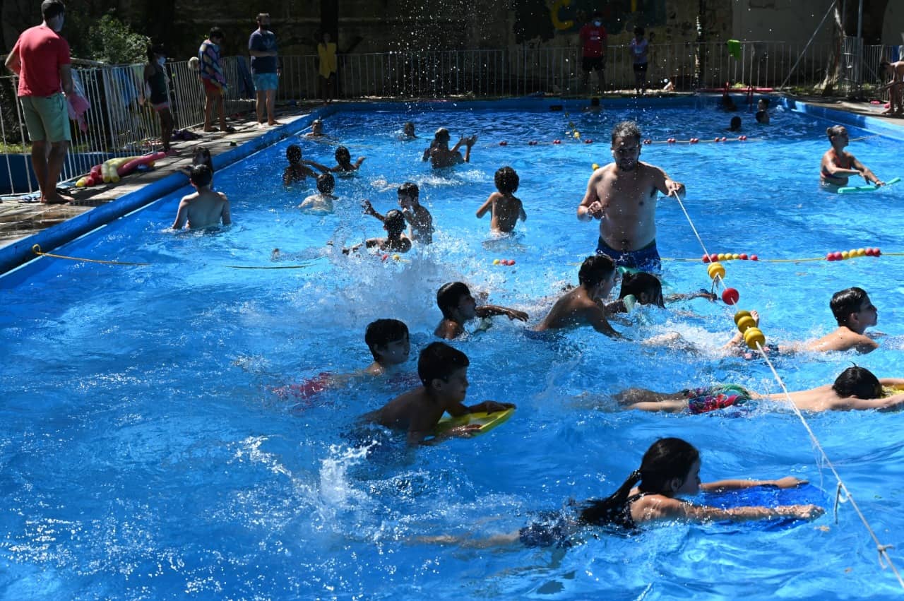 niños en verano atr
