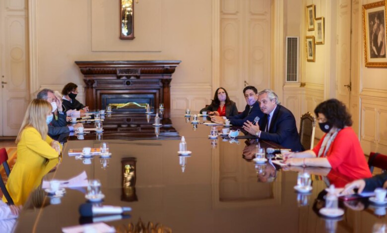 mesa de educación y salud