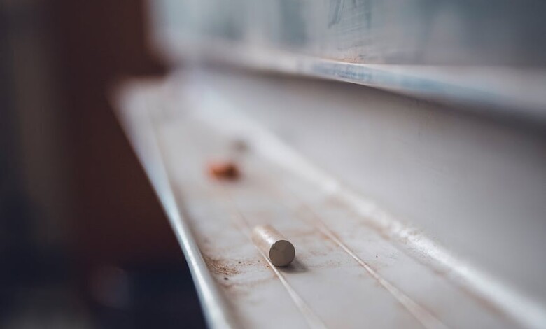 wood light dirty school