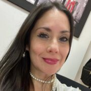 Photo of Alejandra Nieves